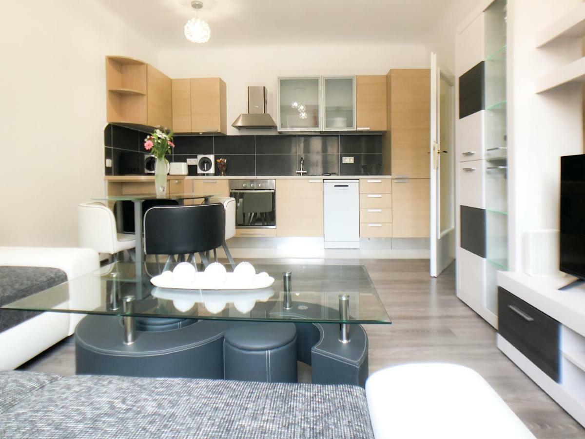 Apartment Lara Wien Exterior foto