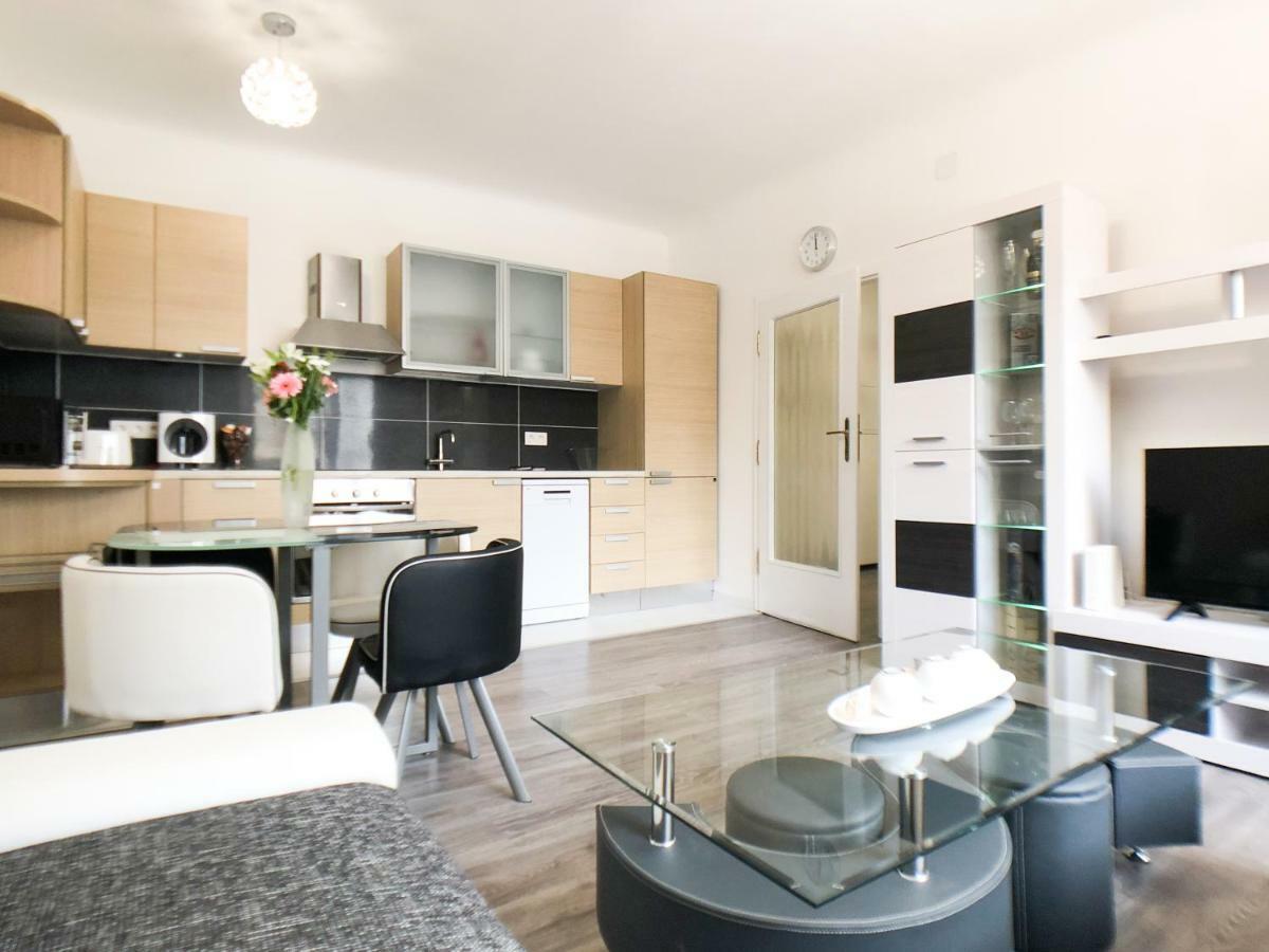 Apartment Lara Wien Exterior foto